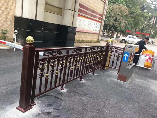 阳台护栏